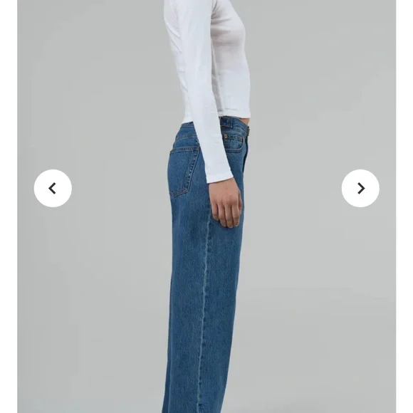 Still Here Buckle Jeans in Classic Blue - Picture 2 of 9